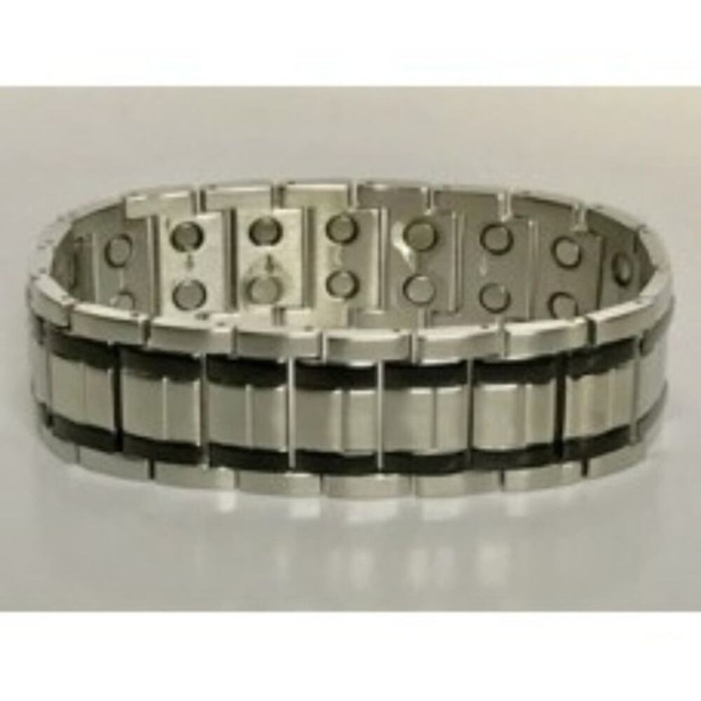 Double magnetic back‎ striped bracelet
